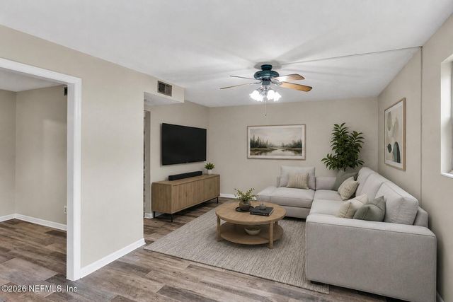 4054 SABEL Drive, Jacksonville, FL 32277