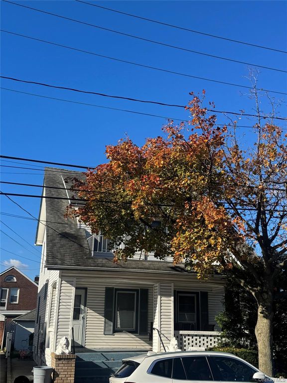 14 Flower Avenue, Floral Park, NY 11001