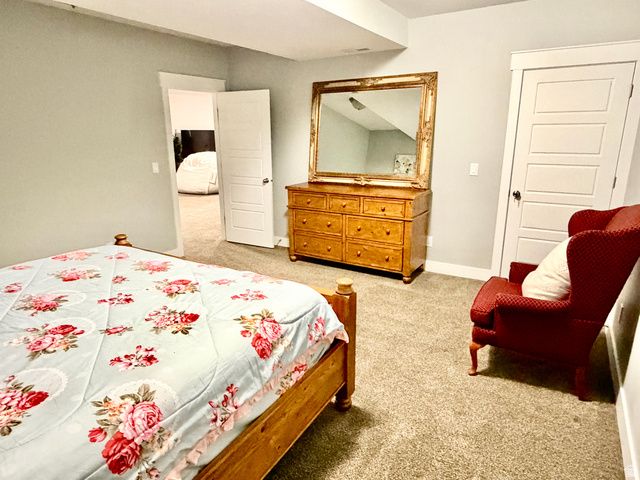 10227 S OTTER TRAIL DR, South Jordan, UT 84009