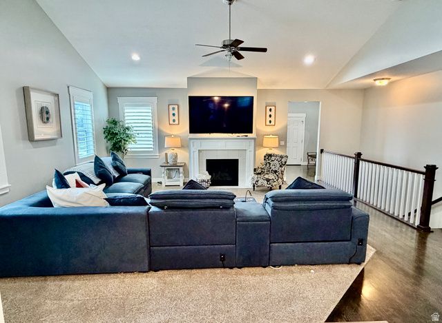 10227 S OTTER TRAIL DR, South Jordan, UT 84009