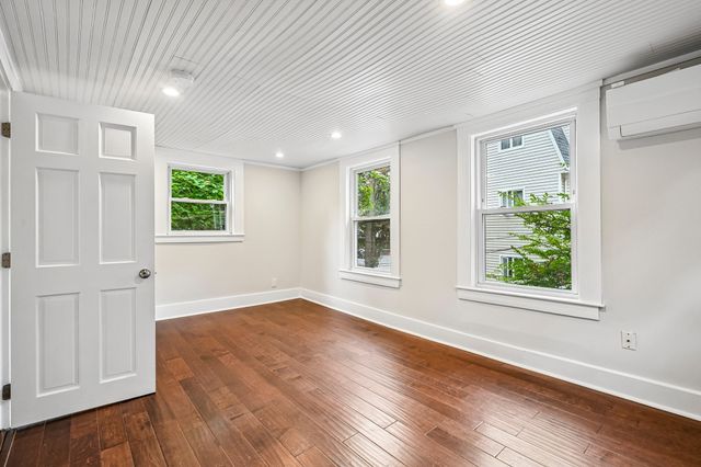 22 Claremont Ter, Swampscott, MA 01907