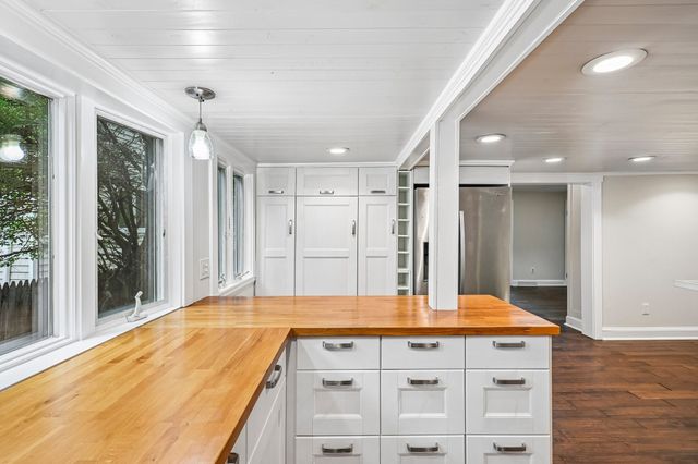 22 Claremont Ter, Swampscott, MA 01907