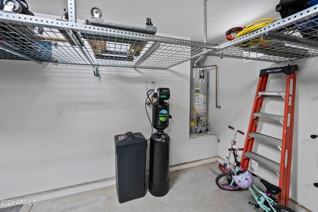 654 E BUCKINGHAM Avenue, Gilbert, AZ 85297