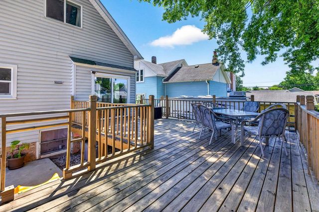 1847 OREGON STREET, Oshkosh, WI 54902