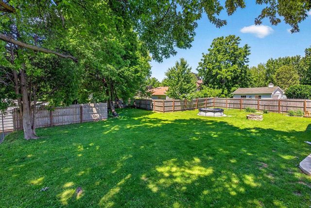 1847 OREGON STREET, Oshkosh, WI 54902