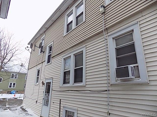 586 Wyoming Avenue, Buffalo, NY 14215