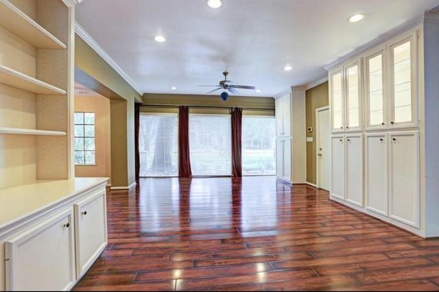 11910 Steppingstone Lane, Bunker Hill Village, TX 77024