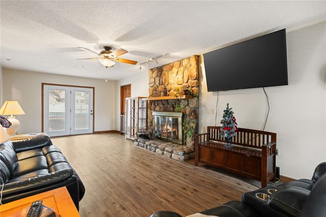 102 Huntington Court, Easley, SC 29640