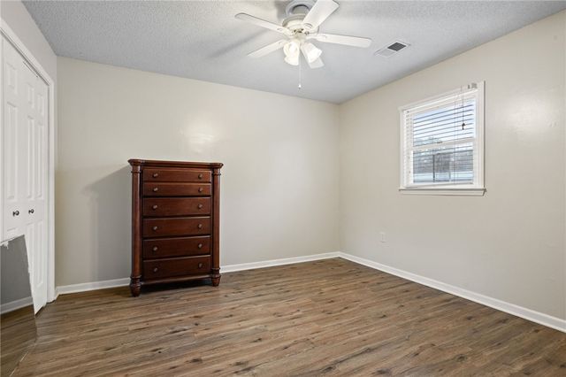 102 Huntington Court, Easley, SC 29640