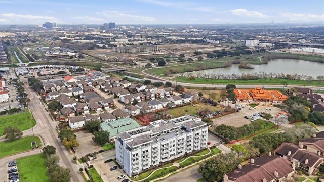 6955 Turtlewood Drive 502, Houston, TX 77072