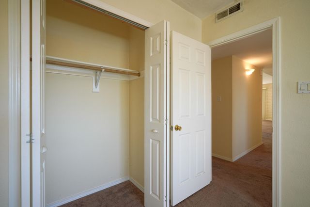 1213 GRETTA Street NE, Albuquerque, NM 87112