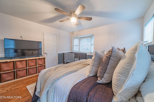 1736 Demory Rd, Lafollette, TN 37766