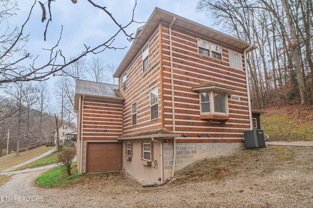 1736 Demory Rd, Lafollette, TN 37766