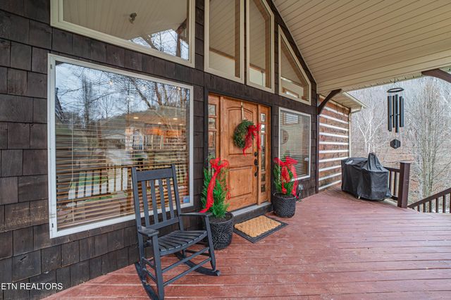 1736 Demory Rd, Lafollette, TN 37766