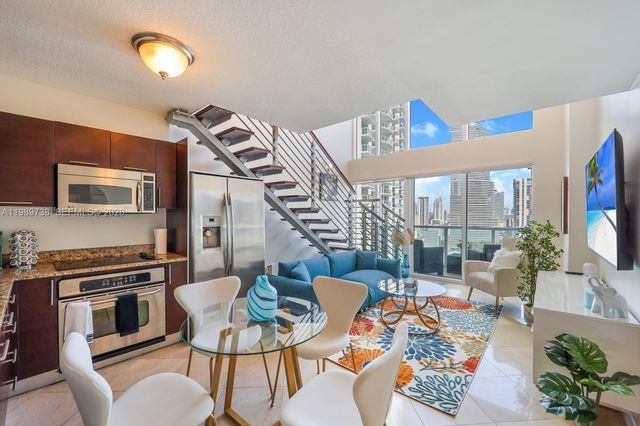 41 SE 5th St 1505, Miami, FL 33131