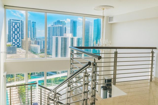 41 SE 5th St 1505, Miami, FL 33131