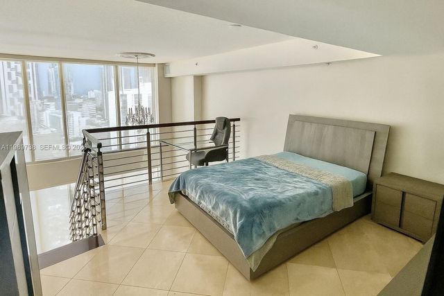 41 SE 5th St 1505, Miami, FL 33131