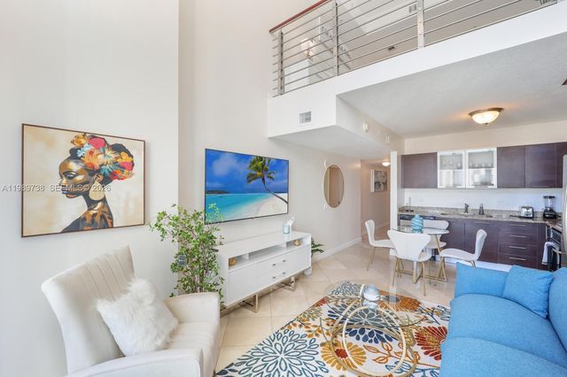 41 SE 5th St 1505, Miami, FL 33131