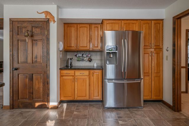 4 Lisa Drive, Nashua, NH 03062