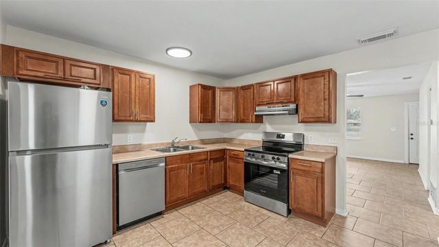 5637 CHERRY WOOD CIRCLE, Lakeland, FL 33811