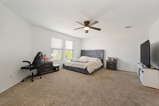 2301 Chestnut Drive, Little Elm, TX 75068