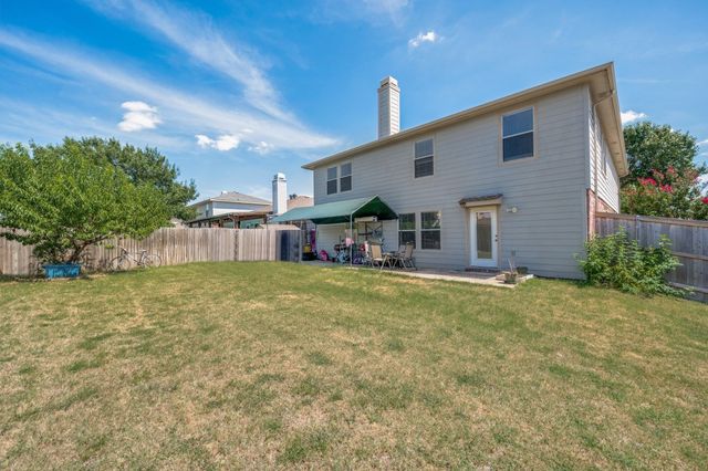 2301 Chestnut Drive, Little Elm, TX 75068
