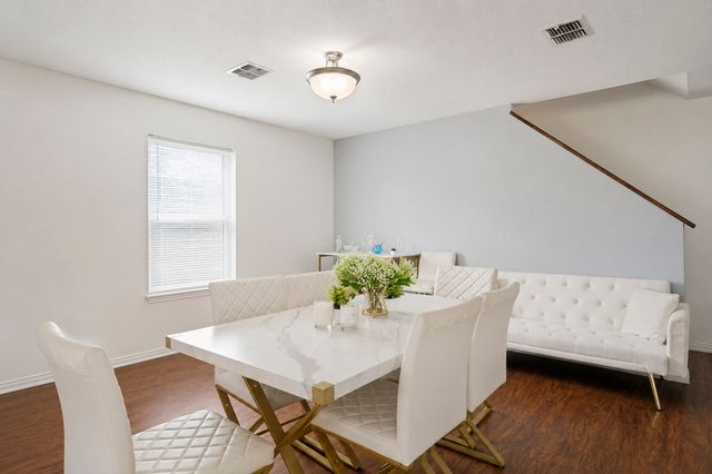 2301 Chestnut Drive, Little Elm, TX 75068