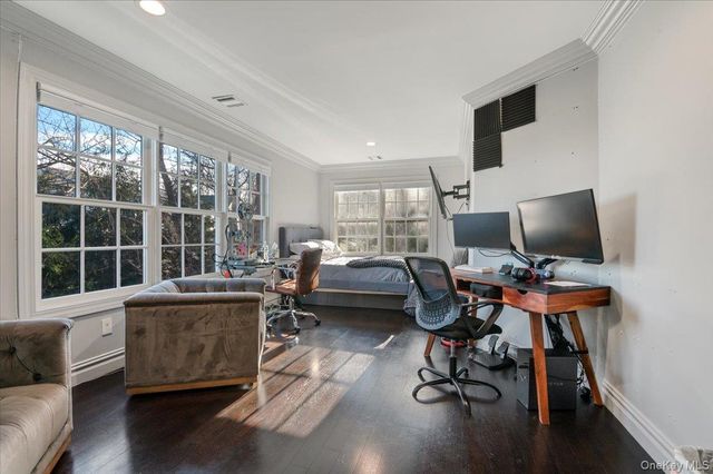 32 The Preserve 32, Woodbury, NY 11797