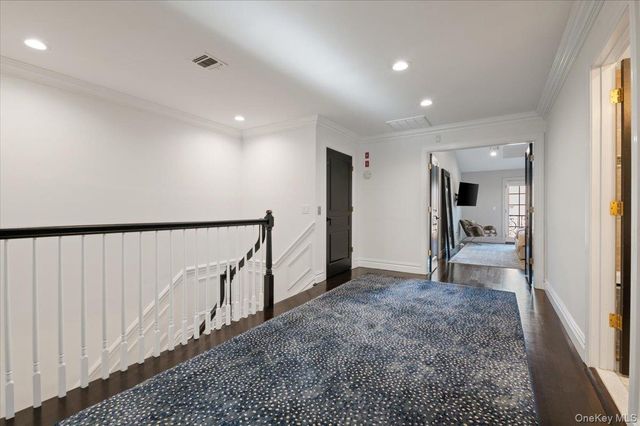 32 The Preserve 32, Woodbury, NY 11797