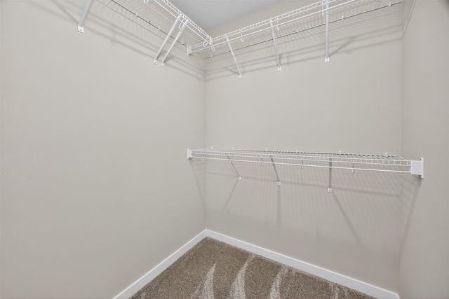 16530 Bentwood Drive, Urbandale, IA 50323