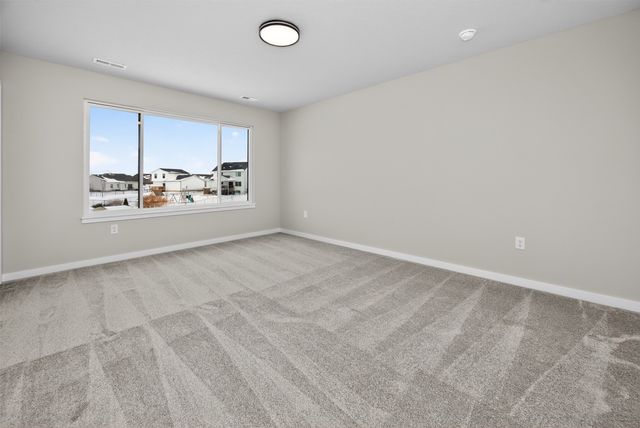 16530 Bentwood Drive, Urbandale, IA 50323