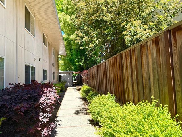 845 Division Street D, Pleasanton, CA 94566