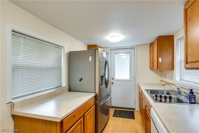 1314 Bank Street, Atwater, OH 44201