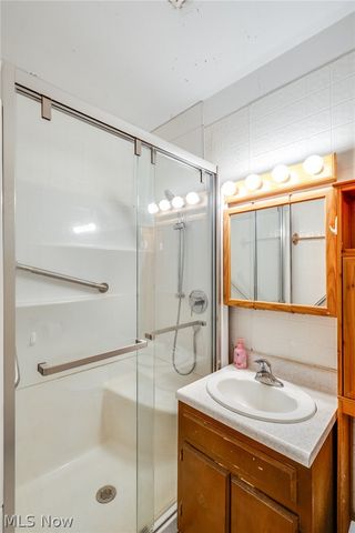 1314 Bank Street, Atwater, OH 44201