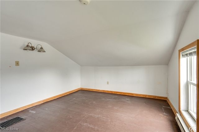 1314 Bank Street, Atwater, OH 44201