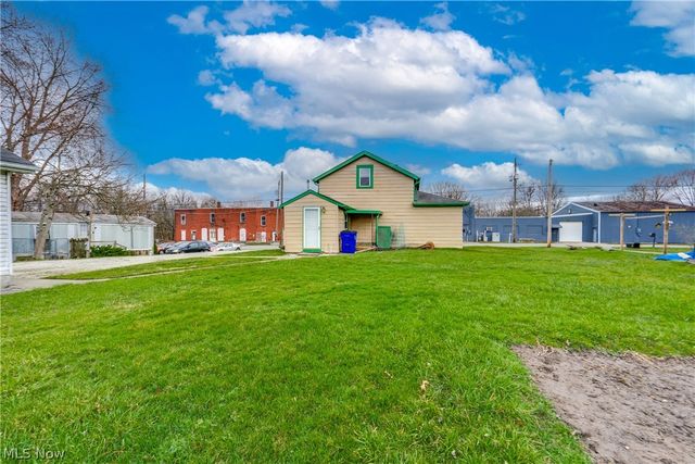 1314 Bank Street, Atwater, OH 44201