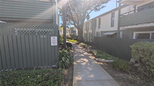 3700 Dean Drive 3203, Ventura, CA 93003