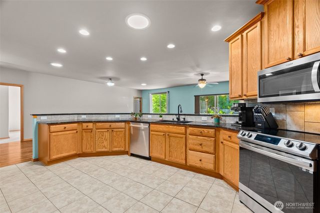 4105 61st Ct. Street, Olympia, WA 98512