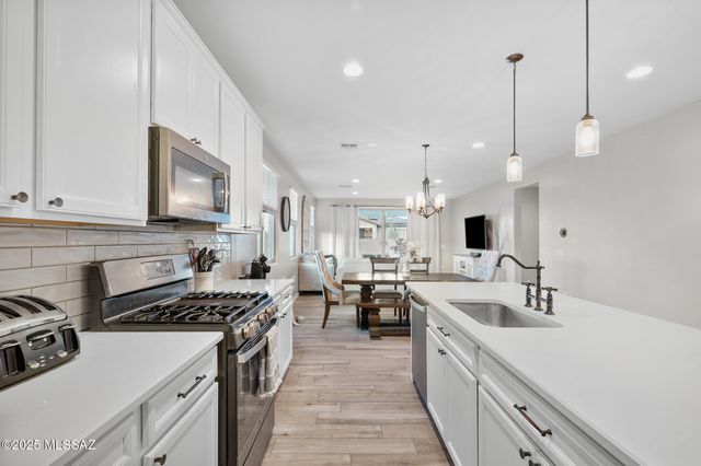 10928 W Pleasant View Drive, Marana, AZ 85653