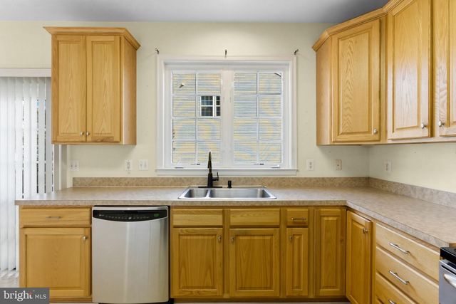 313 LEWISBURG LN, Martinsburg, WV 25403