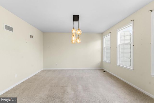 313 LEWISBURG LN, Martinsburg, WV 25403