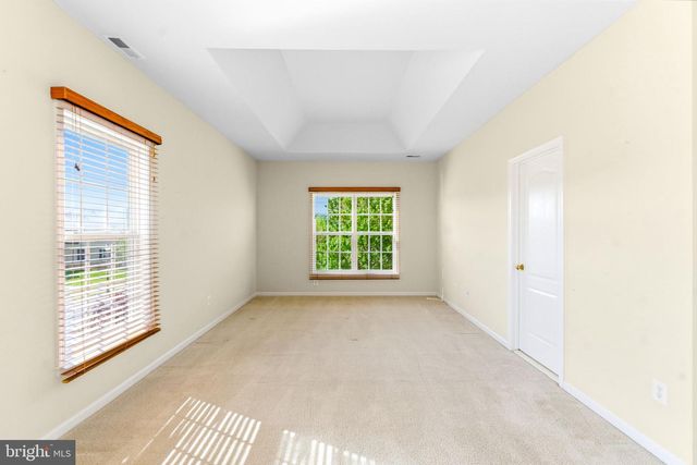 313 LEWISBURG LN, Martinsburg, WV 25403