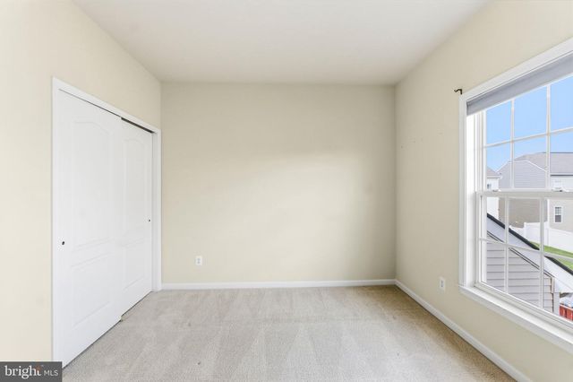 313 LEWISBURG LN, Martinsburg, WV 25403