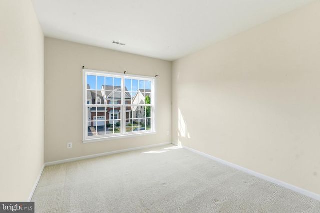 313 LEWISBURG LN, Martinsburg, WV 25403