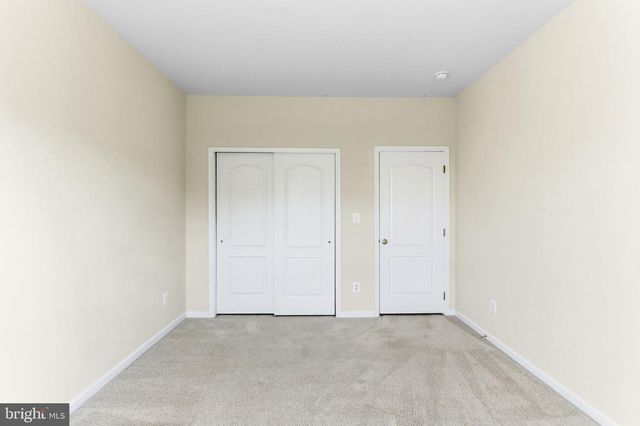 313 LEWISBURG LN, Martinsburg, WV 25403