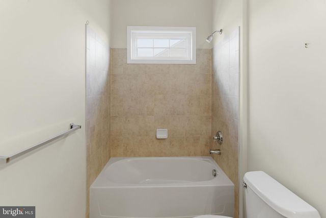 313 LEWISBURG LN, Martinsburg, WV 25403