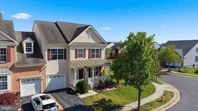 313 LEWISBURG LN, Martinsburg, WV 25403