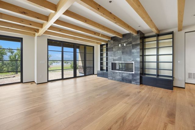 131 Eastside Highway, Hamilton, MT 59840