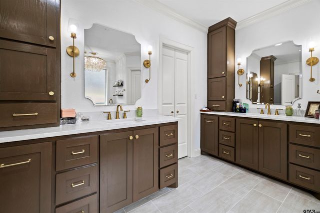 7637 Light Horse Ct, Tyler, TX 75703