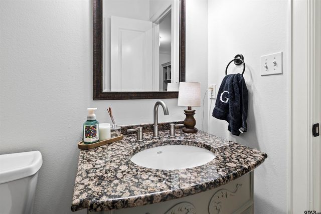 7637 Light Horse Ct, Tyler, TX 75703